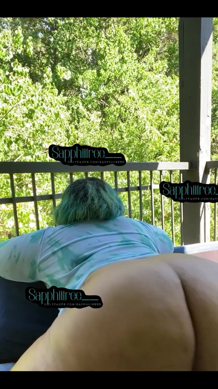 Biggdebbie solo: Un gran culo