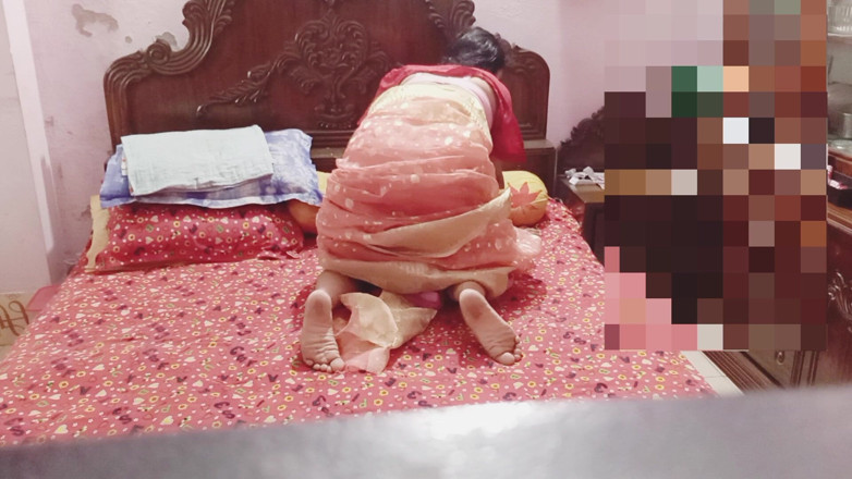 Sumahomesex: O nouă soție sexy se fute în dormitorul meu, videoclip cu...