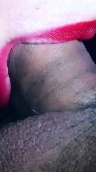 Primer plano oral íntimo