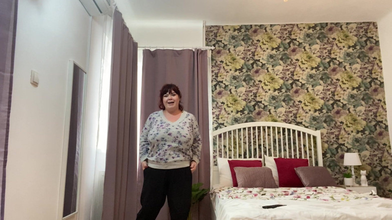 Roxanne Miller: Solo Time