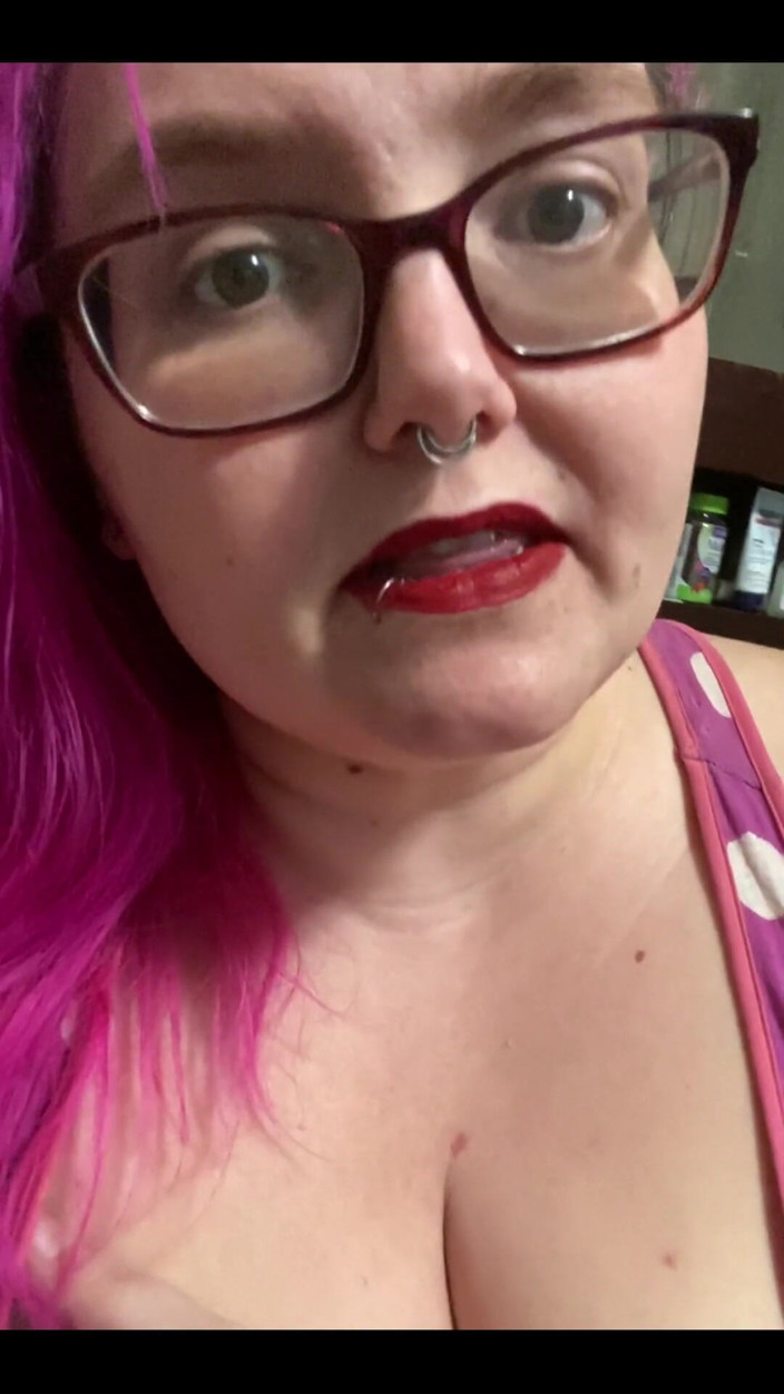 Sara Star: Storytime - Awkward Neighbor Run-in