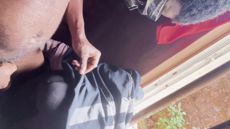 Bangcum8: Batang besar saya terasa keras