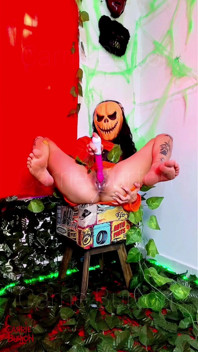 Spells of the Naughty, Very Wet Pumpkin