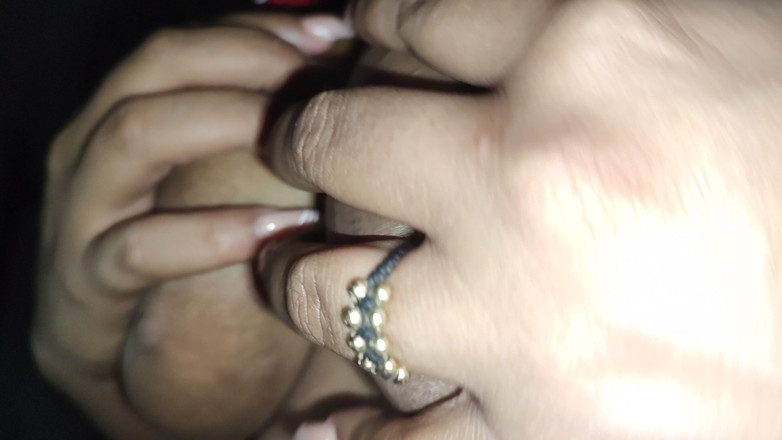 PABLO N3GROBAR: Super nichons, gros cul, gorge douce. Éjaculation Voir