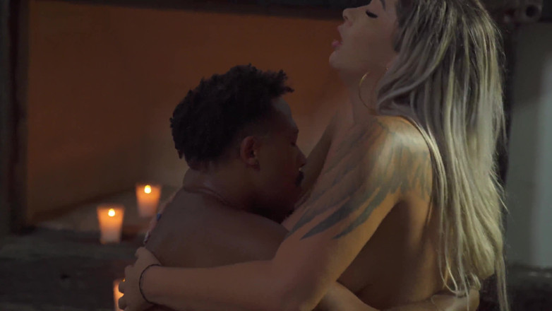 Sex Arte: Фетиш після обіду - Алін Соуза