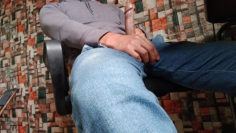 Hornyboy2058: Sperm derlemesi, canavar yarakla mastürbasyon