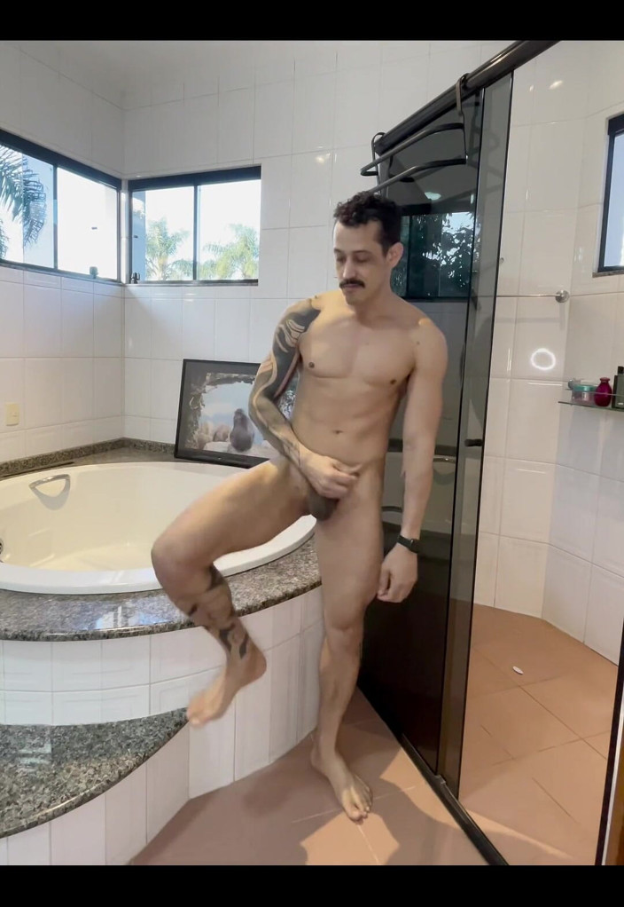 Pedro Surf: Mengongkek pancutan tebal
