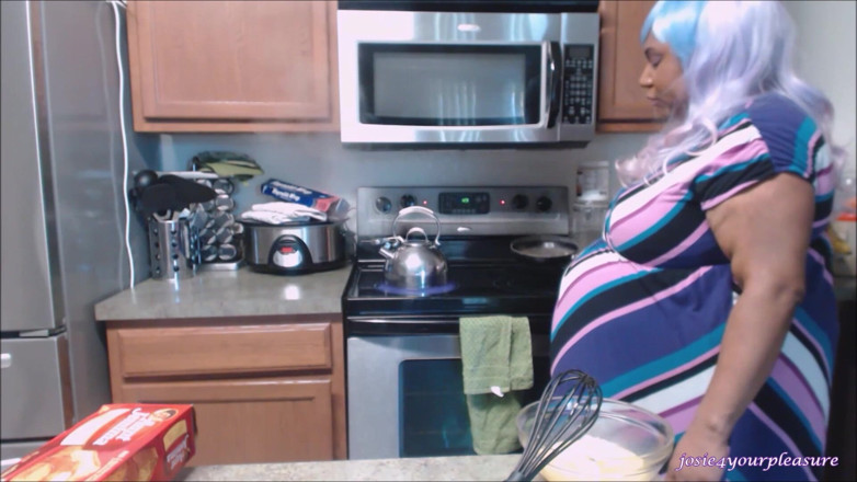 Josie4yourpleasure: A Day in My Belly Part 1 and 2 Bundle HD