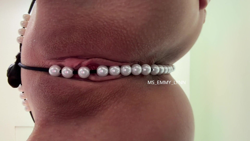 Pearl Thong in Shaved Pussy Close up (Ms Emmy Lynn) Pearl Thong in Shaved Pussy Close up (Ms Emmy Lynn)