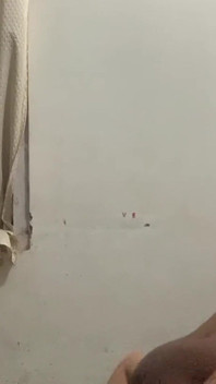 Üçlü seks yapmayı seviyor ama partneri yok