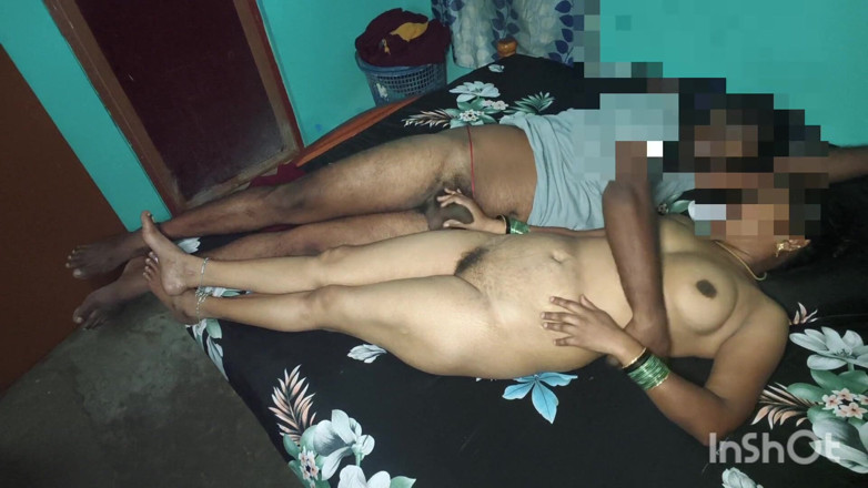 Divya95143: Awek desi tamil mengongkek suami