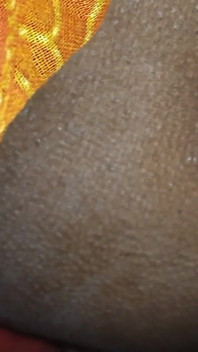 Keldai Desi Bhabhi memukul rumah Bhabhi