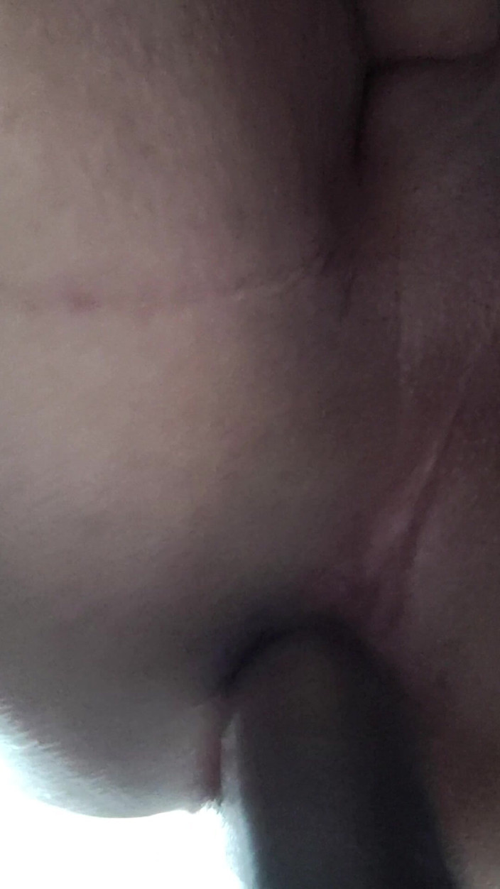 Angy Bisexperiences: Meu corno bissexual recebe uma enorme gozada interna anal