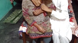 Мачуха жорстко трахається з пасинком _ трах мачухи з великою дупою