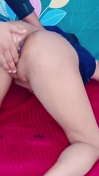ลูกพี่ลูกน้องสาวอินเดียเย็ดสกปรกโดยควยใหญ่ของคนผิวดํา