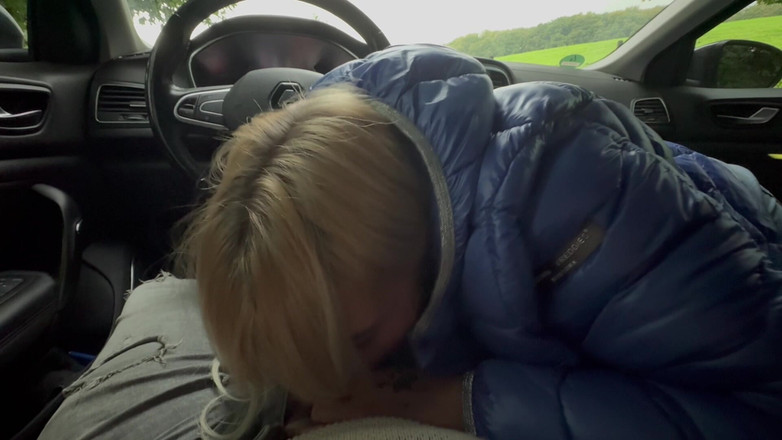 Bonieclydeerotik: Obciąganie Samochodu Na Świeżym Powietrzu Do Wytrysku Głęboko W Gardło Para...