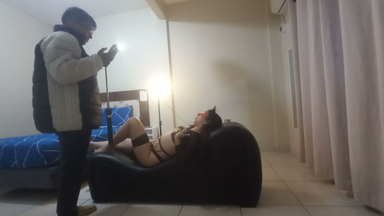 E-Alfa: Ik overtuigde haar om naaktfoto's te maken