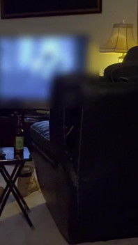 Plížil se kolem s macechou - pov kouření