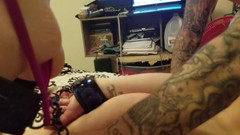 Satin Lady: Rock es atada y jugada por satén