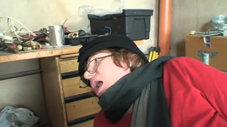 Old and young sex: In the cellar, the old man has a fake sickness...
