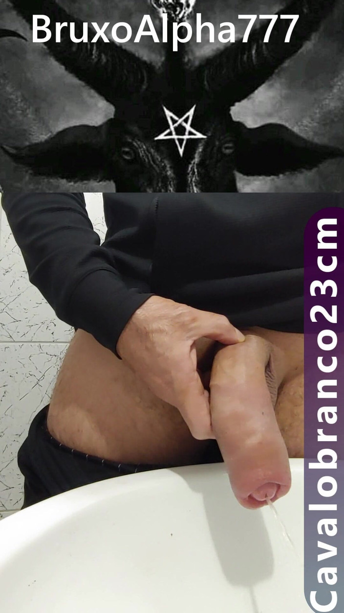 BruxoAlpha777: 用棍子撒尿和鼓掌