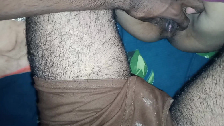 Sital: Nová videa mají sex se svou ženou celou noc na posteli