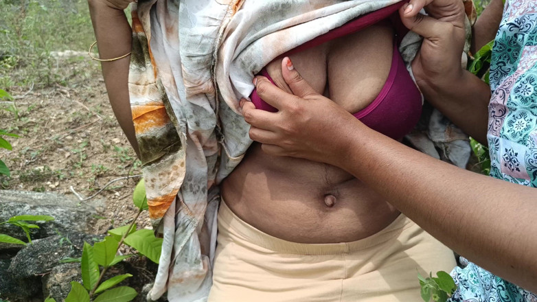 Magilmathi: Outdoor Hot Lesbian Romance