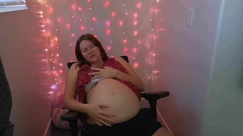 Cassie Curves: Mimozemšťan mě otěhotněl