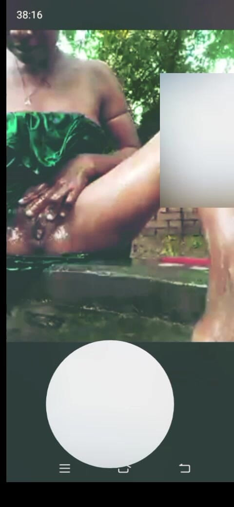 Desi Girl Is Taking a Bath Outside (Kajal bhabhi studio) Desi Girl Is Taking a Bath Outside (Kajal bhabhi studio)