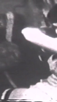 Video jadul bettie page showgirl ditemukan (film lengkap)