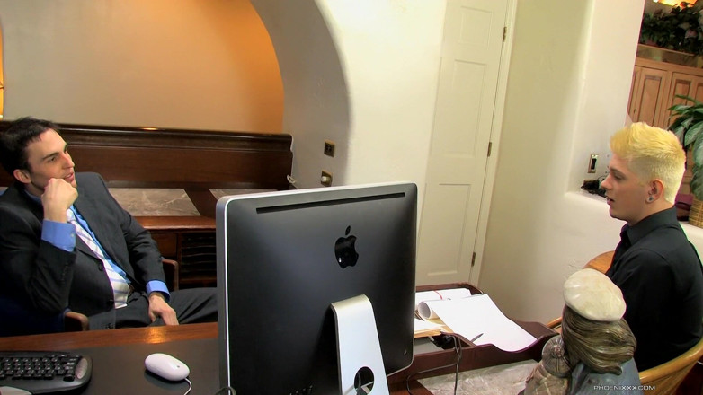Phoenixxx: Joey mendominasi Austin Lucas