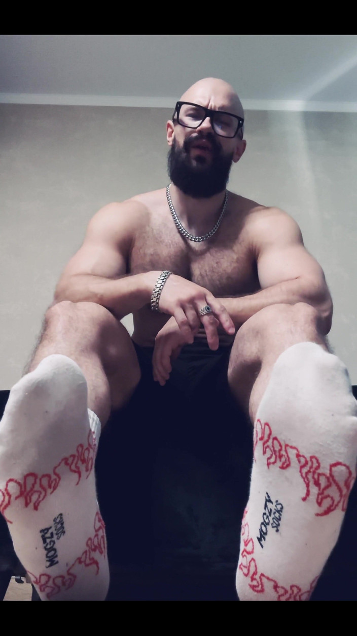 Mister Stone: 靴を脱いで