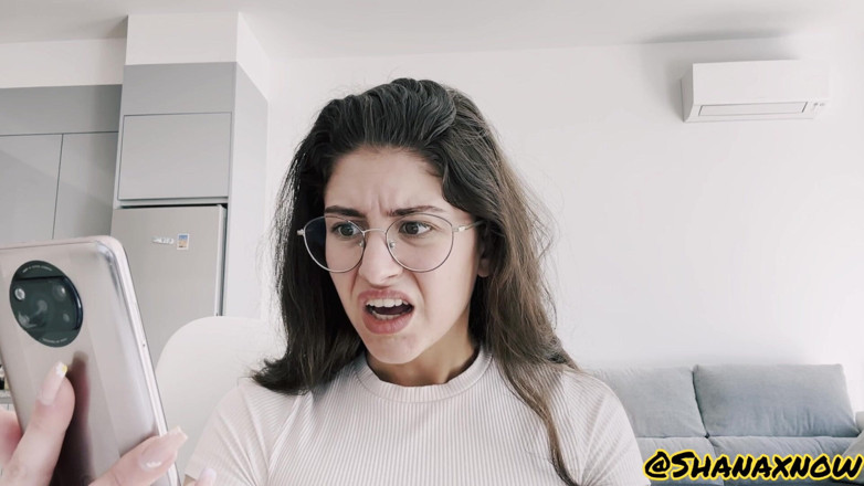 Shanaxnow: Cerita fetish kaki balas dendam