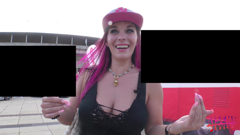 Aische Pervers: 户外快速口交