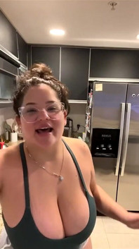 Live-Stream mit Dani Valentina