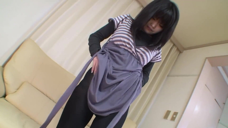 Asiatiques: Cewek imut jepang lagi pamer tubuh bahenolnya di ruangan casting...