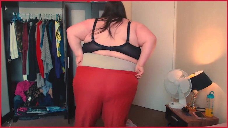 SSBBWLadyBrads: สาวอวบยักษ์ฉีกเสื้อผ้าที่ใส่ไม่พอดีตัว