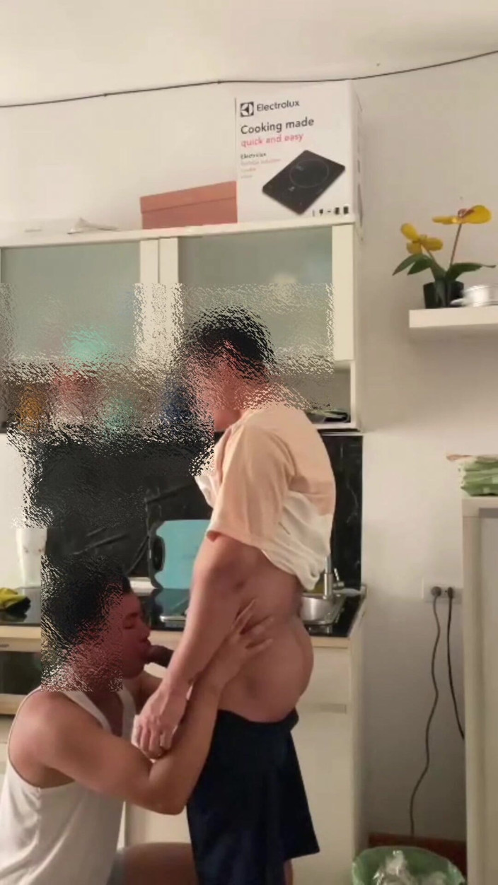 Cum: When Wife Goes to the Market Husband Was Busy Fucking...
