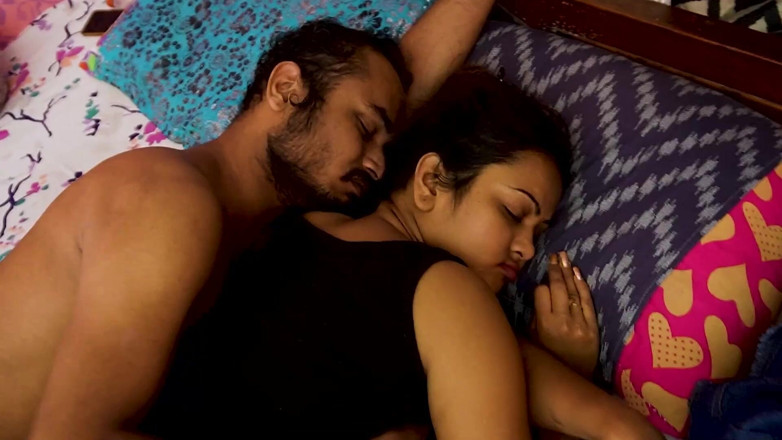 Queen star Desi: Rommance pasangan desi pagi, seks tegar, filem penuh