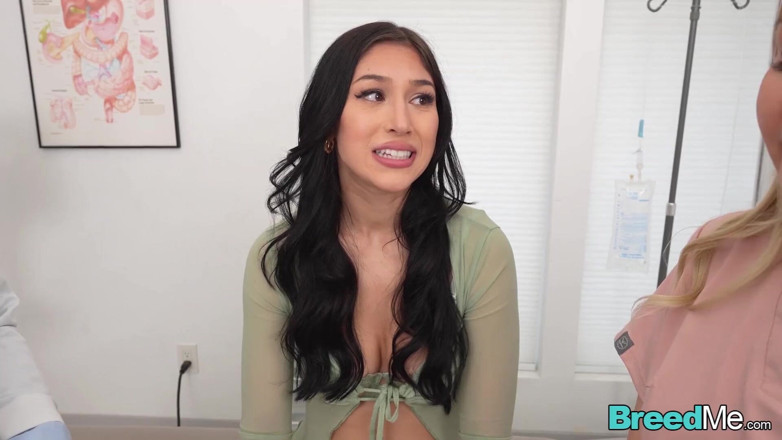 BreedMe: Busty Fertile MILF Alexa Chains w Klinice Creampie