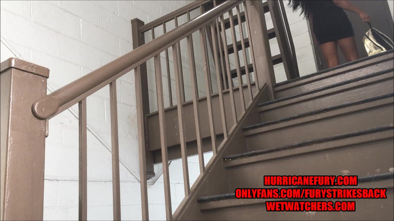 Hurricane Fury: Squirta prendi le scale 5 sveltina