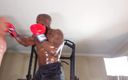 Hallelujah Johnson: Boxing Workout Saq Đào tạo là một phương pháp hữu ích và...
