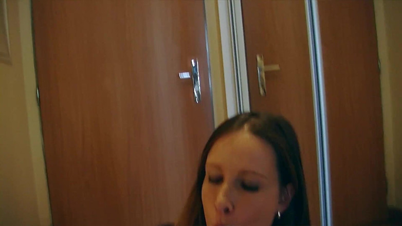 Toy Sluts: Sweet Brunette Masturbating