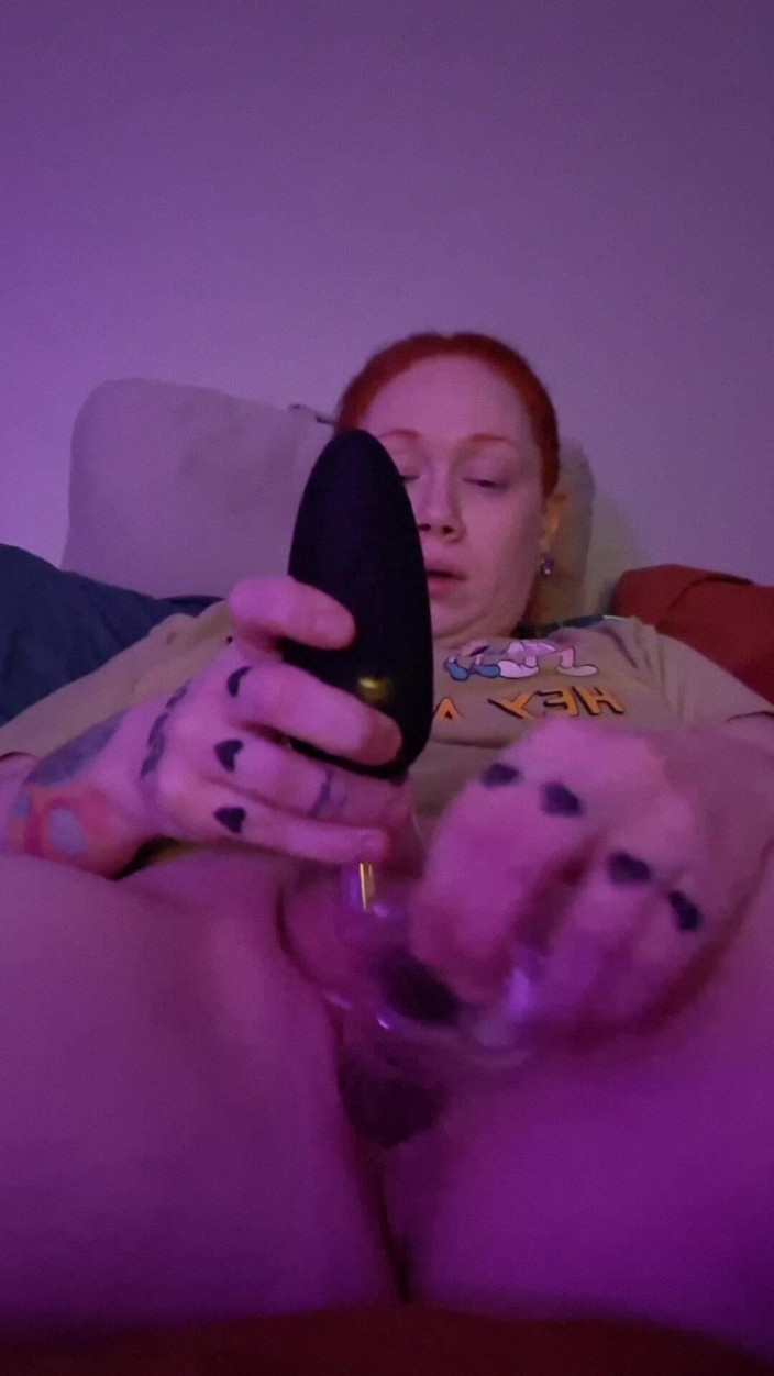 Brattybunniie: Apretado bombeo de milf