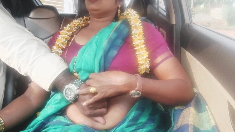 Telugu honey lips: Madrastra en el coche, telugu habla sucio