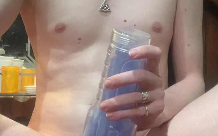 Brashen: Roșcata Ashen ejaculează adânc în Fleshlight