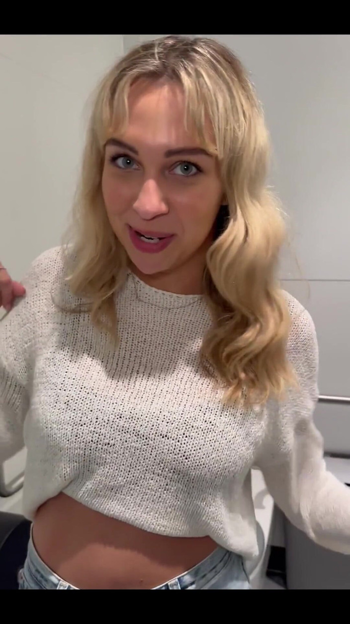 Tiffstreatsxoxo: Právě nalezeno toto čůrací video v my camera roll z mých...