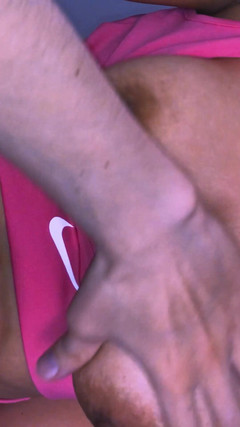 Ellie pink: La joven infiel tuvo una aventura amorosa con el entrenador...