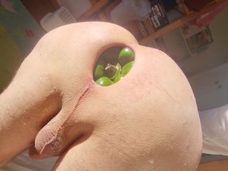 Giantasshole: Enorme pimienta en mi culo streched