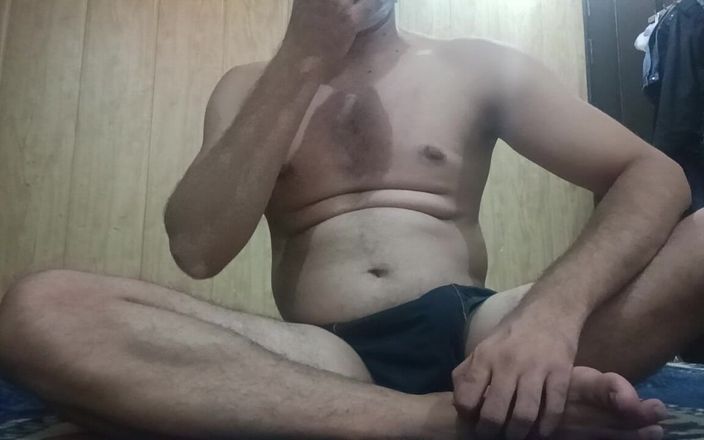 Desi shikha: 손에 정액 자위 정액